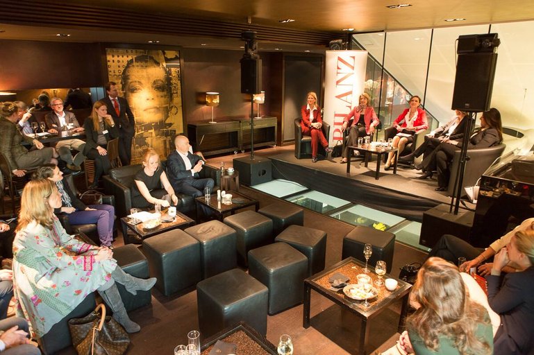 womens_talk1215.jpg