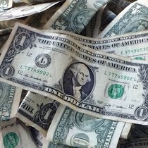 Dollar-Noten: Der «Greenback» ist weiter auf Talfahrt.