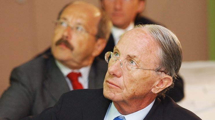 Beat Curti auf einer Aufnahme von 2003: Der bekannte Zürcher besitzt auch Teile am TV-Rechtevermarkter Goldbach Group.