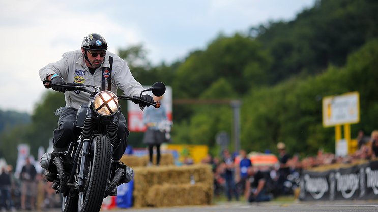 BMW-Caferacer mit Boxermotor: Beim 101-Sprint am Glemseck gewinnt nicht immer die stärkere Maschine.