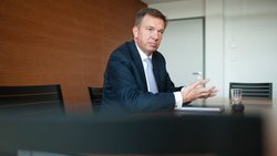 Mit neuem Verwaltungsratsmandat: Patrick De Maeseneire verlässt Adecco.  Keystone