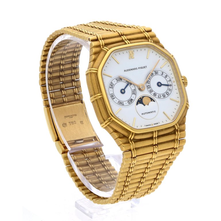 Die Bamboo Day-Date Moonphase von Audemars Piguet.