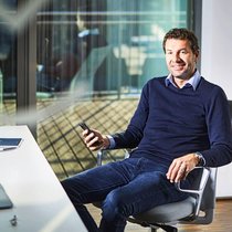 «Luxusmarken leben nicht allein von ihren Bestsellern, sondern von der Fähigkeit, Begehrlichkeit über eine ganze Kollektion hinweg zu steuern», schreibt Tim Stracke von Chrono24.