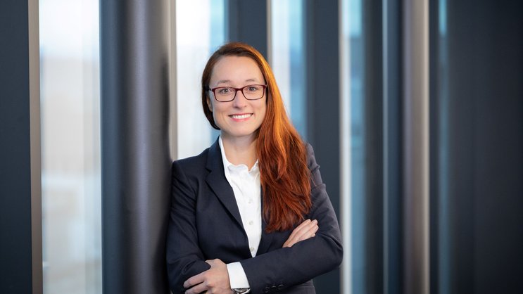 Ein Porträt von Regula Berger, stellvertretende CEO der Basler Kantonalbank.