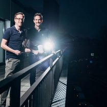 Auf Erfolgskurs: Die Auterion-Gründer Lorenz Meier (l.) und Kevin Sartori.