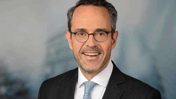 Neue Köpfe in der Konzernleitung: Seit vergangenem Jahr sitzen Rafael Moral Santiago, ...