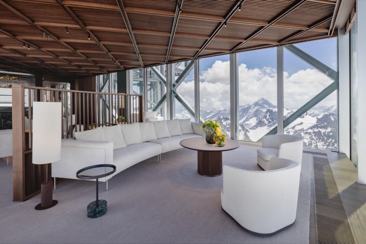 2026_Rolex_Store_Titlis_image_5.jpg