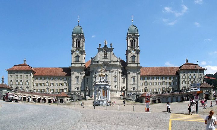 kloster-einsiedeln.jpg