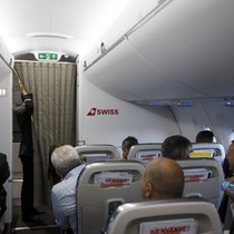 Die Reservation der Sitze in der vordersten Reihe der Business-Klasse kostet in Zukunft mehr.
