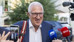 Pierin Vincenz auf dem Weg zum Obergericht.