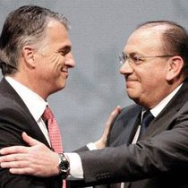 Demonstrative Harmonie: CEO Sergio Ermotti, Präsident Axel Weber.