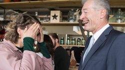 Flavia Kleiner und Heinz Karrer: Sieger am Abstimmungssonntag.