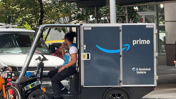 Amazon führt schnellere Lieferoptionen ein.