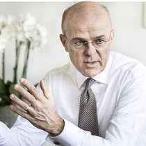 «Zürich»-Versicherung-Chef Mario Greco will die Firma grüner machen.