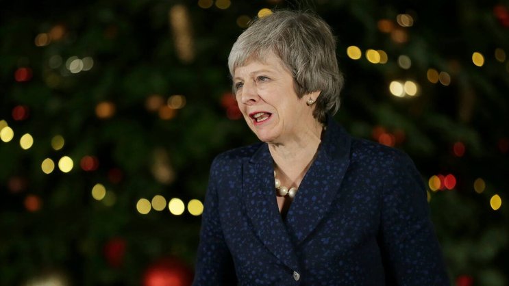 Misstrauensvotum überstanden: Premierministerin Theresa May setzt nun auf die Hilfe der Europäer.