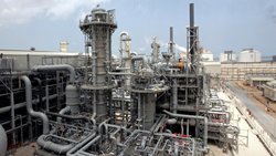 In Katar wurde die Flüssiggasanlage Ras Laffan beschädigt. Dadurch fällt rund ein Fünftel der LNG-Produktion über Jahre aus.