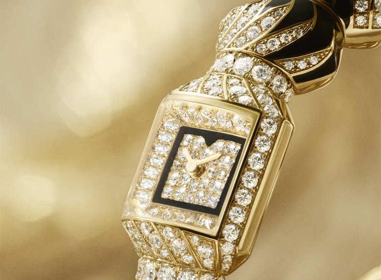 Cartier_Myst2_PUWA11959_WW26_MYST_24x30_RVB.jpg