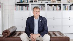 Roche-Erbe André Hoffmann (im Bild) leitet zusammen mit Blackrock-Gründer Larry Fink das Word Economic Forum seit vergangenem Sommer.