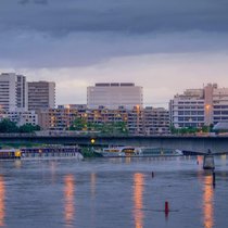 Heizkraftwerk Volta (links) mit Novartis-Werksgelände in Basel.
