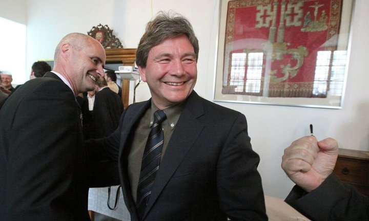 res-schmid.jpg