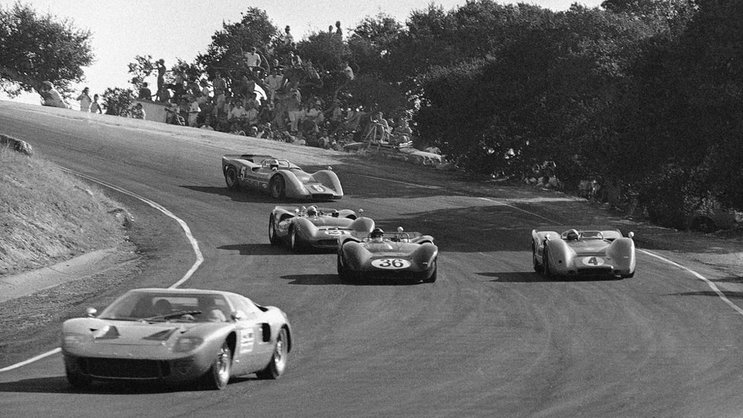 1967 am Monterey Grand Prix in Laguna Seca, Kalifornien. Am Rennen mit dabei war Bruce McLaren (Bild: Keystone)