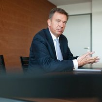 Mit neuem Verwaltungsratsmandat: Patrick De Maeseneire verlässt Adecco.  Keystone