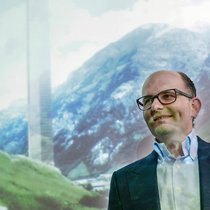Remo Stoffel fordert von der Graubündner Kantonalbank einen «mittleren dreistelligen Millionenbetrag».
