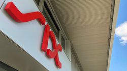 Schriftzug an der Schweizer Börse SIX.