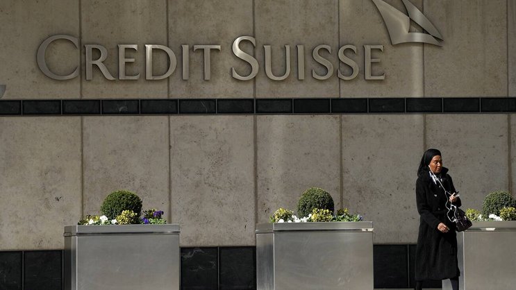 Weg von der CS: Weltweit melden sich Angestellte der Credit Suisse bei Personalvermittlern, um sich einen neuen Job bei einer anderen Bank zu sichern.