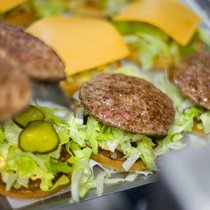 Big Mac: Kostet in der Schweiz 6.50 Schweizer Franken. Keystone