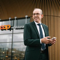 Coop-CEO Philipp Wyss glaubt weiter an die Fachmärkte.