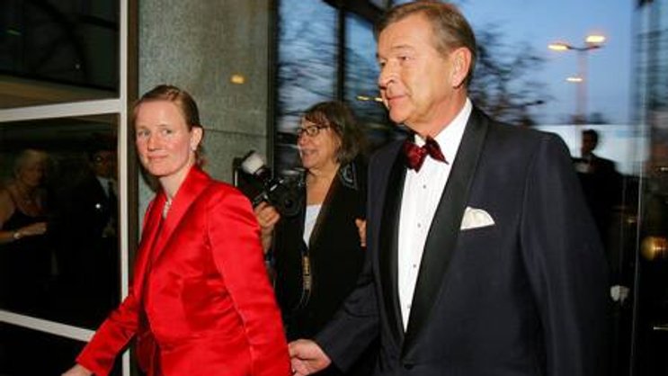 Adriana Ospel (l.), hier mit ihrem Gatten Marcel Ospel, steigt bei Fredy's aus. (Bild: Keystone)