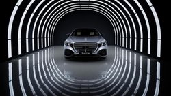 Den Erfolg im Tunnelblick: Mercedes will mit der neuen S-Klasse zurück an die Spitze.