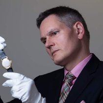 Mister Vintage: Edle Stücke nimmt Jürgen Delémont nur mit Handschuhen in die Hand. Salvatore Vinci