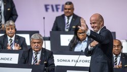 Bleibt bis 2023 im Amt: Gianni Infantino ist von den Delegierten des Fussball-Weltverbandes wiedergewählt worden.