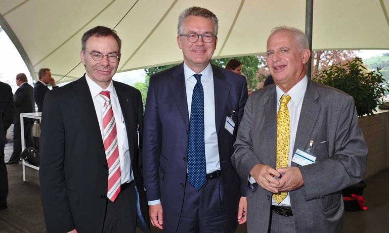 isc2015_1084.jpg