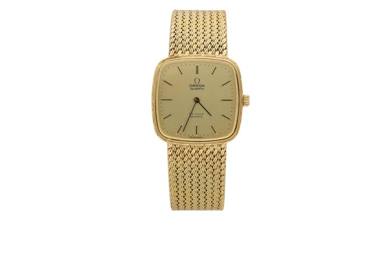 Goldene Dresswatch.jpg