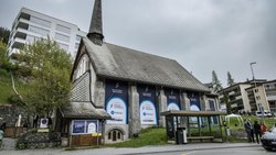 Diese Kirche wird zum USA House während des WEF.