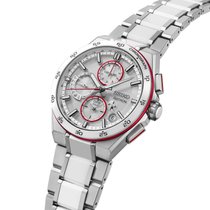 Die limitierte Astron im Charity-Kleid.