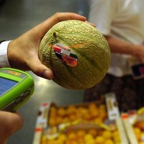Self-Scanning: Immer mehr Unternehmen lassen Kunden für sich arbeiten.  Keystone
