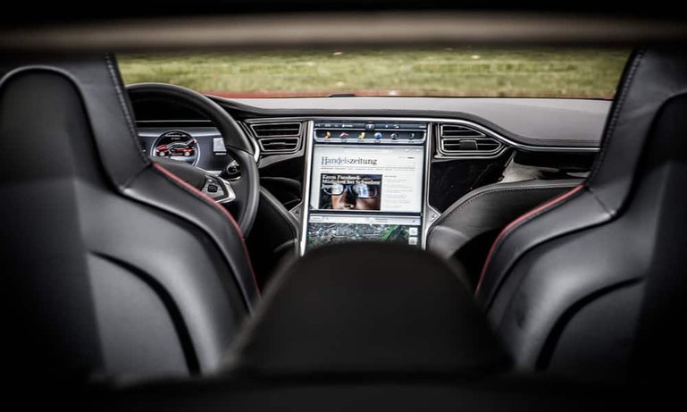 tesla-17.jpg