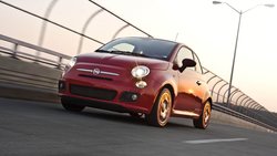 Paukenschlag in der Autobranche: Fiat Chrysler will mit Renault einen weltumspannenden Konzern bilden.