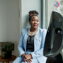 Fungai Mettler wurde als «Investorin des Jahres 2022» ausgezeichnet. Sie ist beim Pharmaunternehmen MSD mitverantwortlich für die Bereiche Diversity, Fairness und Inklusionsziele.