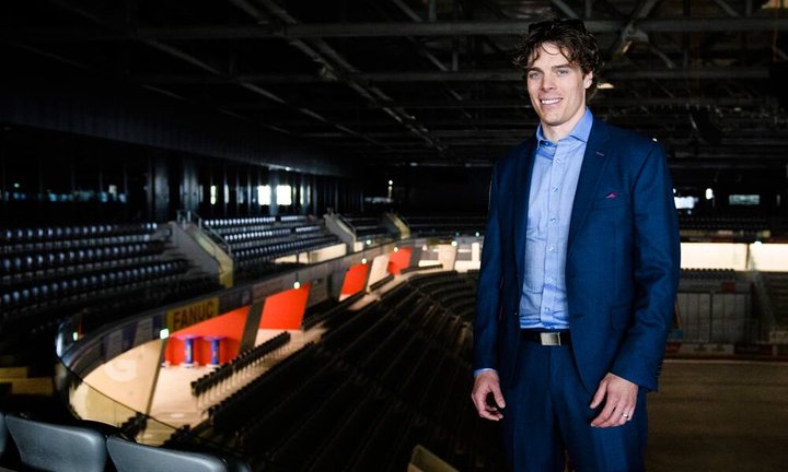 jonas-hiller.jpg