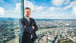 Die von Thomas Schinecker geführte Roche ist die Steuerzahl-Königin der Schweiz.