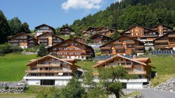 Überbauung in den Schweizer Bergen: Zweitwohnungen sind im letzten Jahr vielerorts deutlich teurer geworden.
