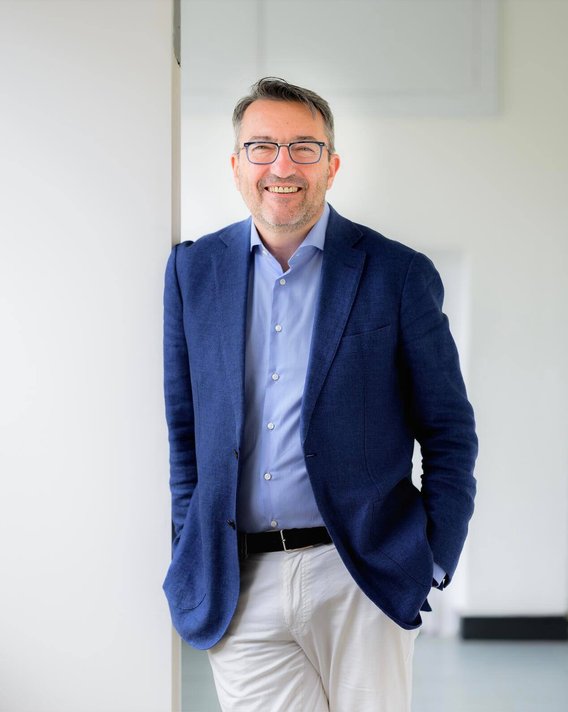 Dass Czapek so anspruchsvoll sein würde, hätte Roquemaurel, der zuvor bei L'Oréal, Zegna und LVMV war, nicht erwartet.