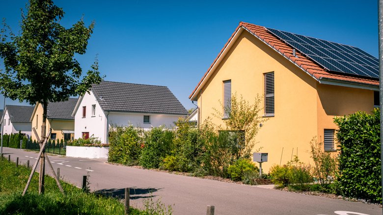 Die langfristige Finanzierung von Wohneigentum ist zuletzt teurer geworden. Der Saron dürfte im 2027 nachziehen.