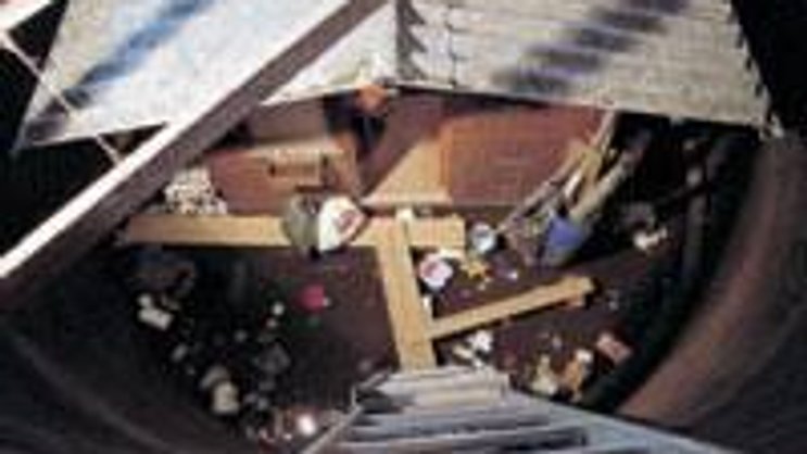 Behauptet sich auf Rang 4: Christoph Büchel («House of Friction, Pumpwerk Heimat», 2002, Sammlung Hauser & Wirth, St. Gallen). (Foto: Philip Schaub/Derek Stierli)