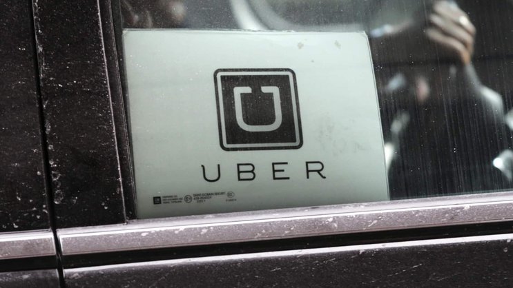Uber will bis Ende 2026 Fahrten ohne Chauffeur in Zürich anbieten.